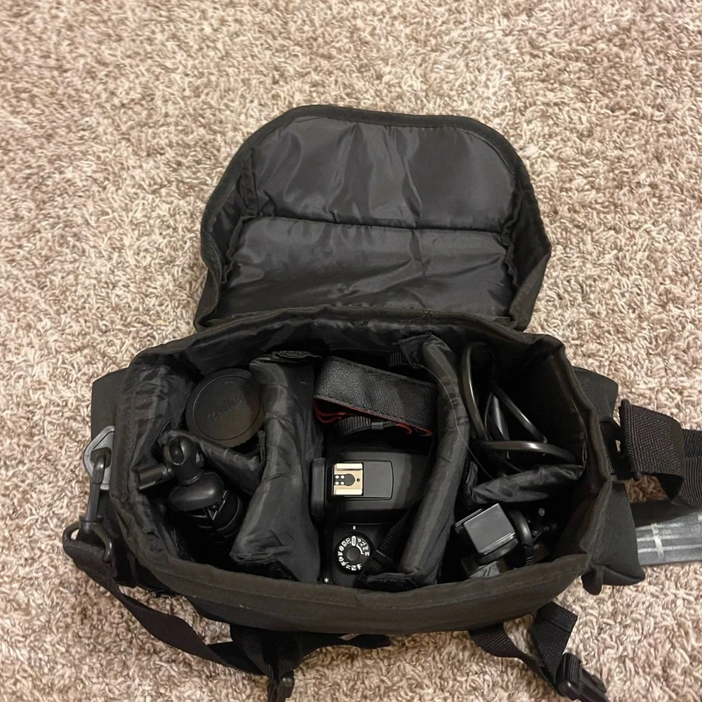 Canon EOS 4000D camera